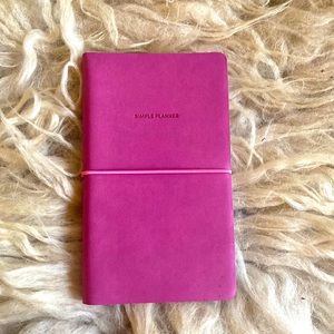 Poketo simple planner: year is blank— you fill in the dates yourself